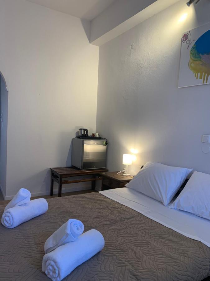 Hb Hotel Benitsa Benitses  Ngoại thất bức ảnh